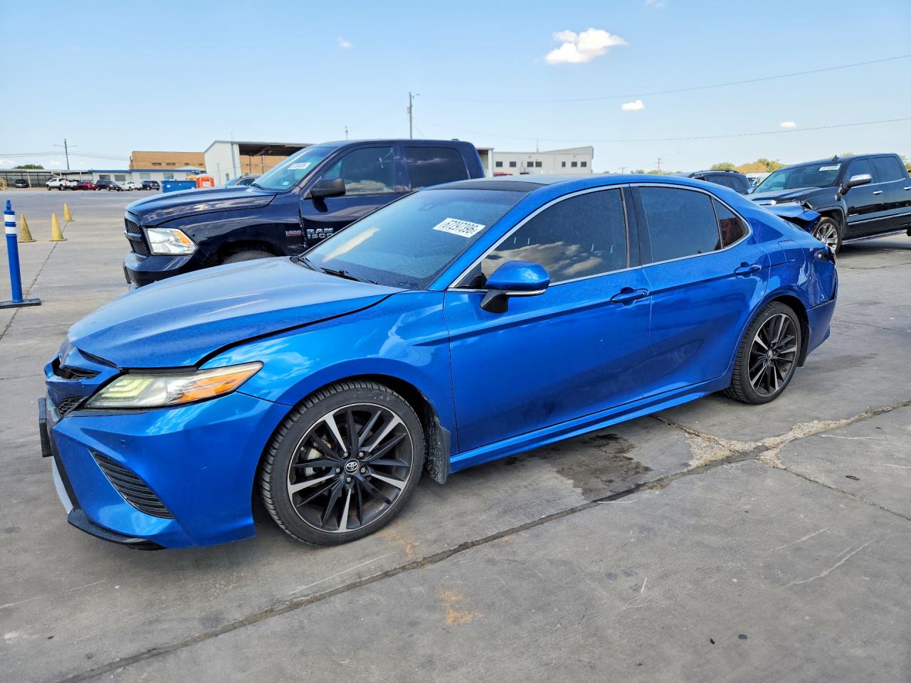 2018 TOYOTA CAMRY