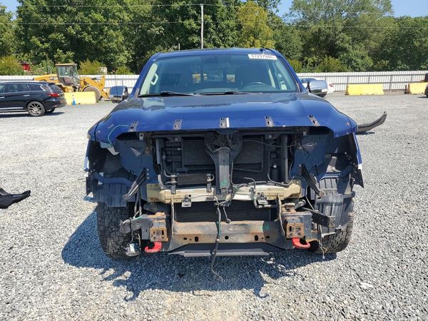 2019 NISSAN TITAN