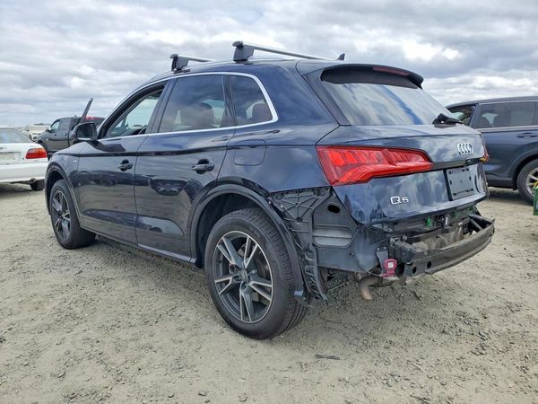 2020 AUDI Q5 E quattro Premium