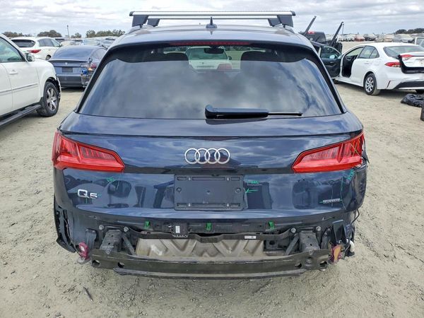 2020 AUDI Q5 E quattro Premium