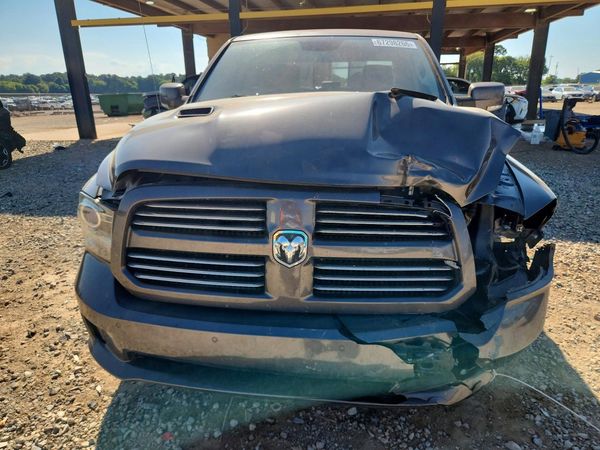 2015 RAM 1500 Sport