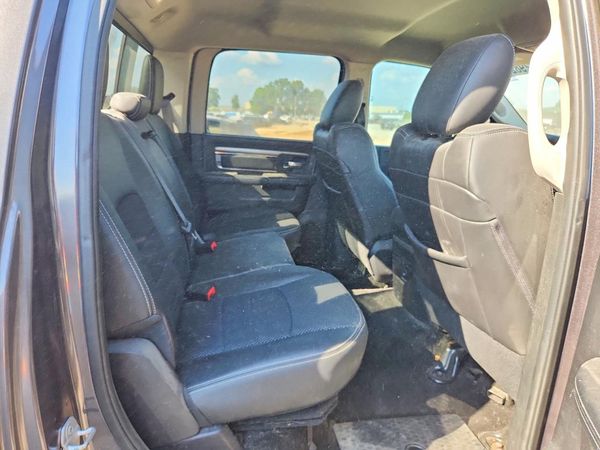 2015 RAM 1500 Sport