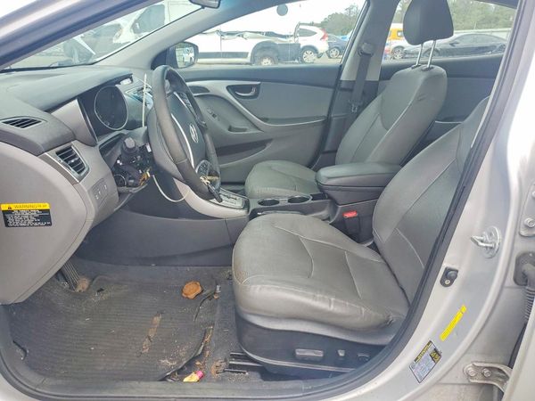 2013 HYUNDAI ELANTRA