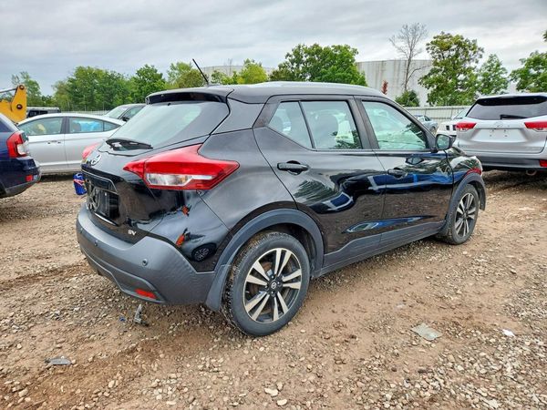 2020 NISSAN KICKS