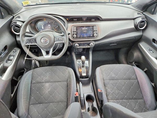 2020 NISSAN KICKS