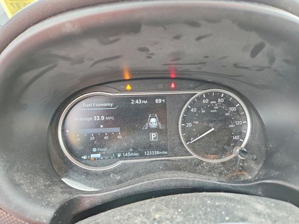 2020 NISSAN KICKS