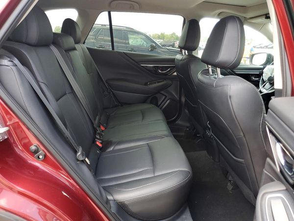2022 SUBARU OUTBACK