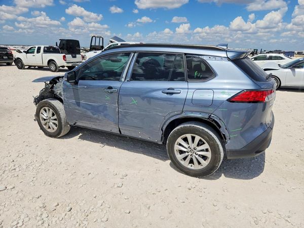 2024 TOYOTA COROLLA CROSS LE