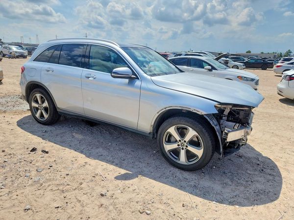 2019 MERCEDES-BENZ GLC GLC300
