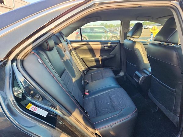 2016 TOYOTA CAMRY
