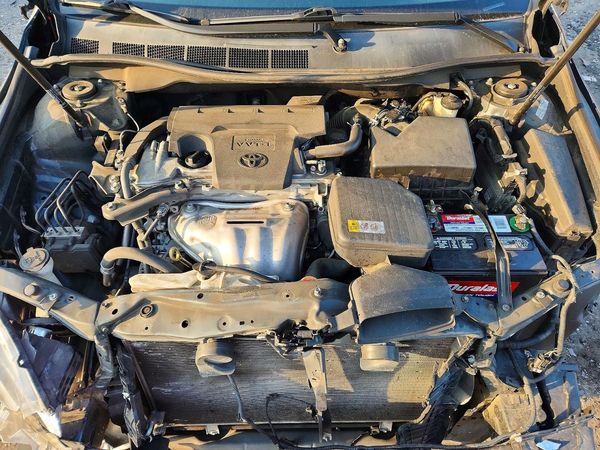 2016 TOYOTA CAMRY