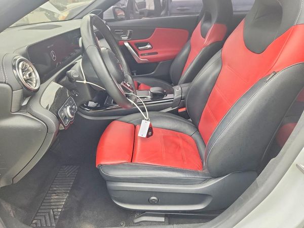 2021 MERCEDES-BENZ CLA