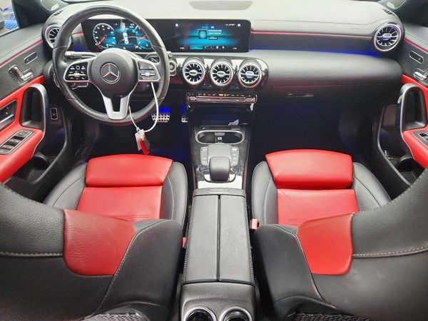 2021 MERCEDES-BENZ CLA