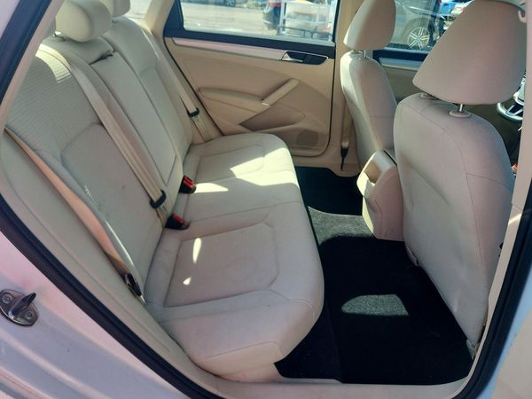 2017 VOLKSWAGEN PASSAT S