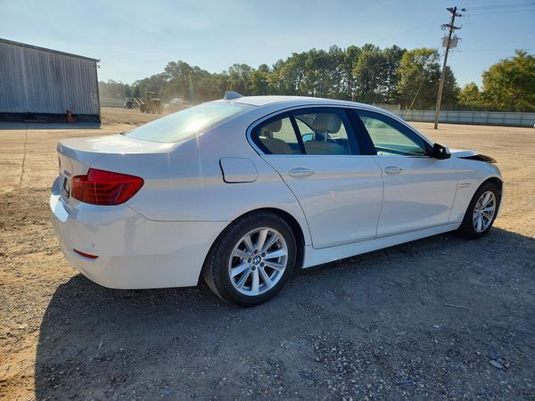 2016 BMW 528