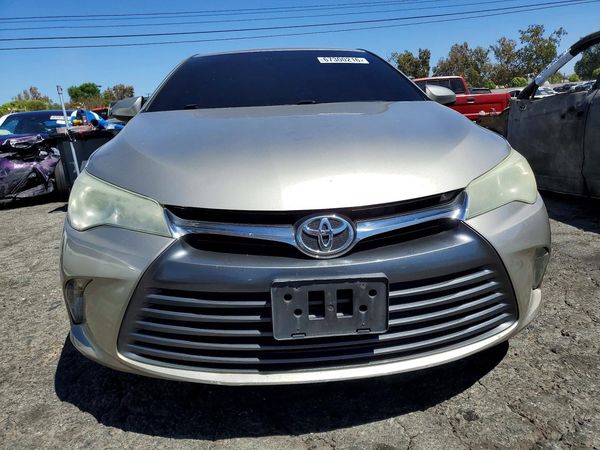 2015 TOYOTA CAMRY