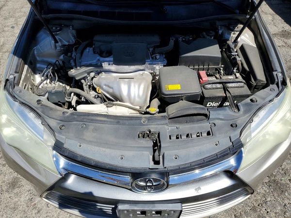 2015 TOYOTA CAMRY