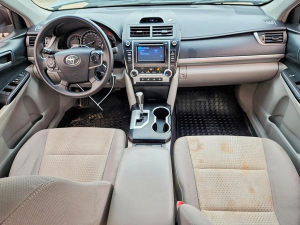 2014 TOYOTA CAMRY