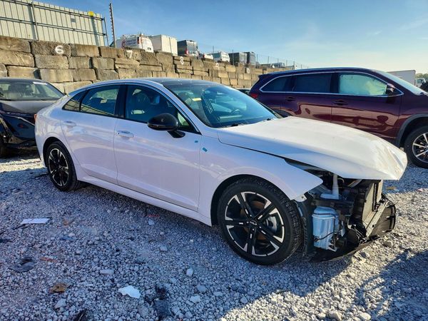 2022 KIA K5