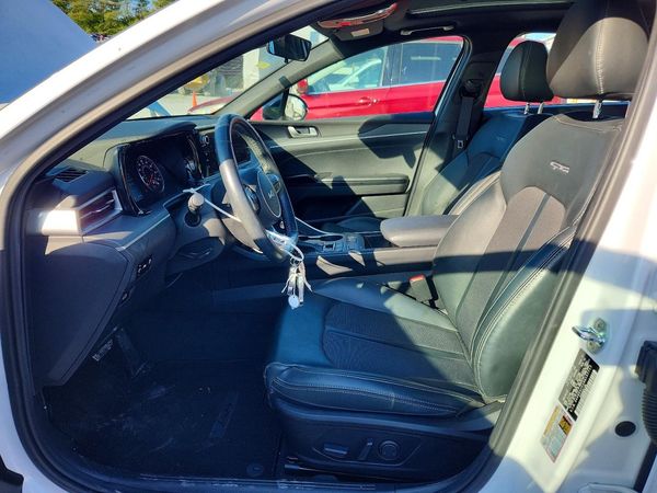 2022 KIA K5