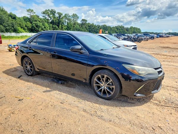 2015 TOYOTA CAMRY