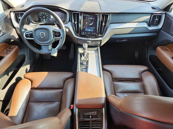 2019 VOLVO XC60