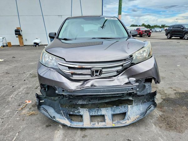 2013 HONDA CRV LX