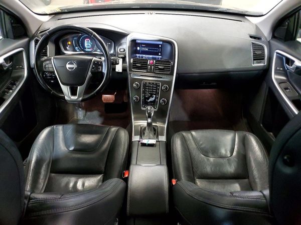 2014 VOLVO XC60