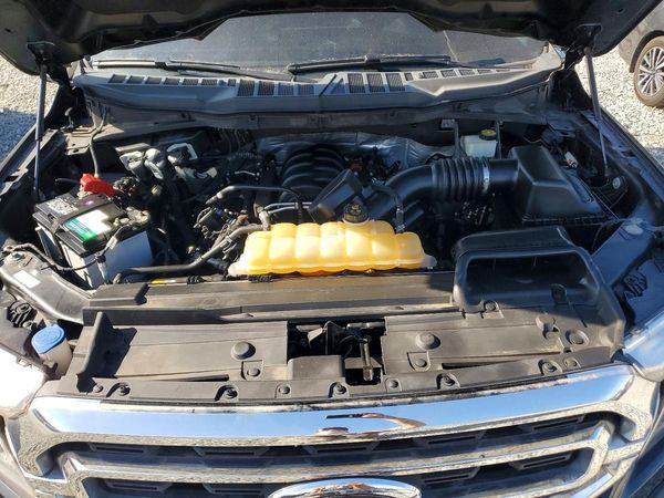 2021 FORD F150 — Engine bay
