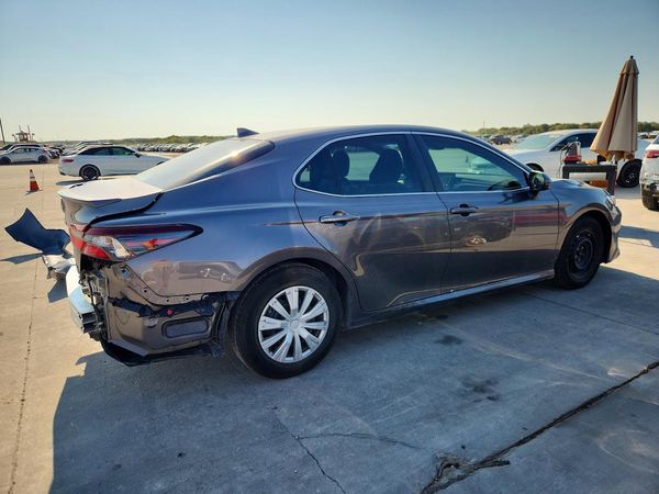 2023 TOYOTA CAMRY
