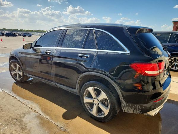 2017 MERCEDES-BENZ GLC-CLASS GLC300 — DSRA
