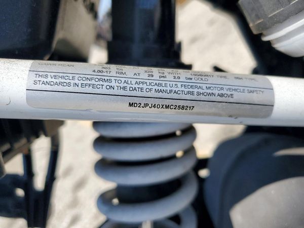 2021 KTM 390