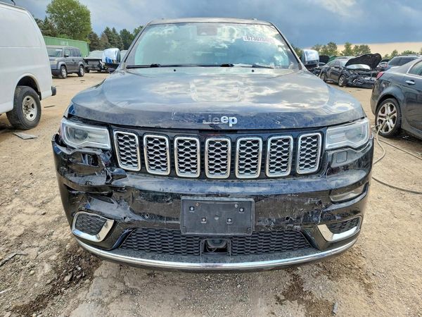 2017 JEEP GRAND CHEROKEE Summit