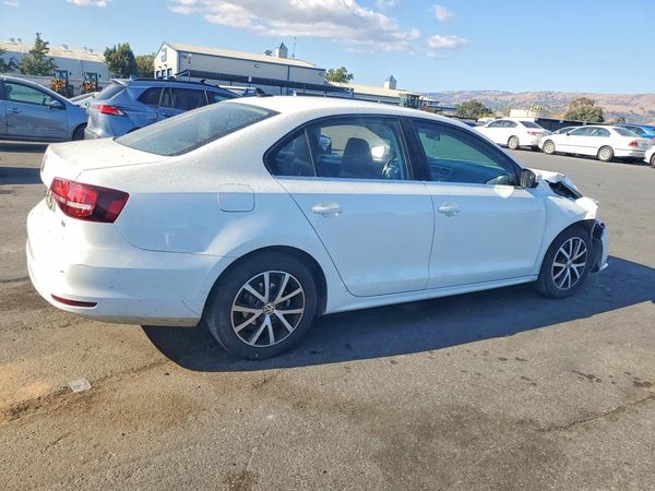2017 VOLKSWAGEN JETTA SE