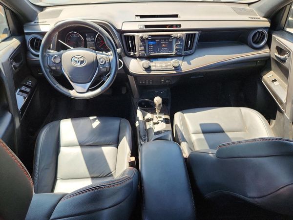 2017 TOYOTA RAV4
