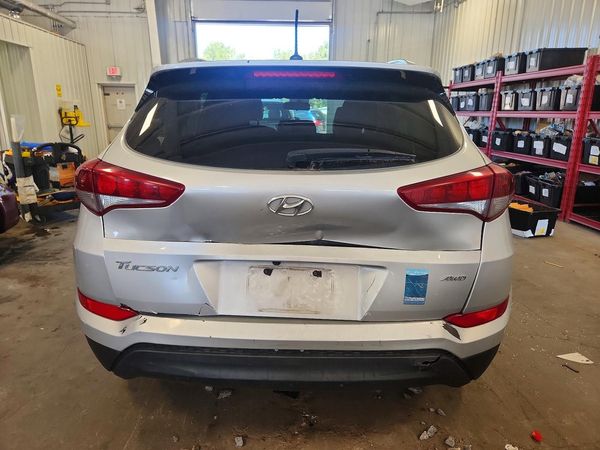 2016 HYUNDAI TUCSON