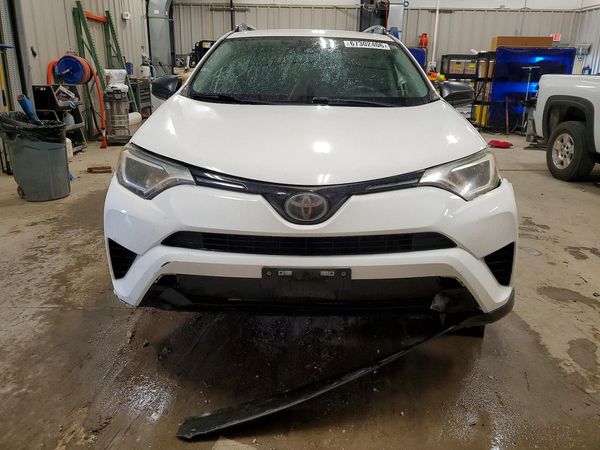 2018 TOYOTA RAV4 LE — DIRF