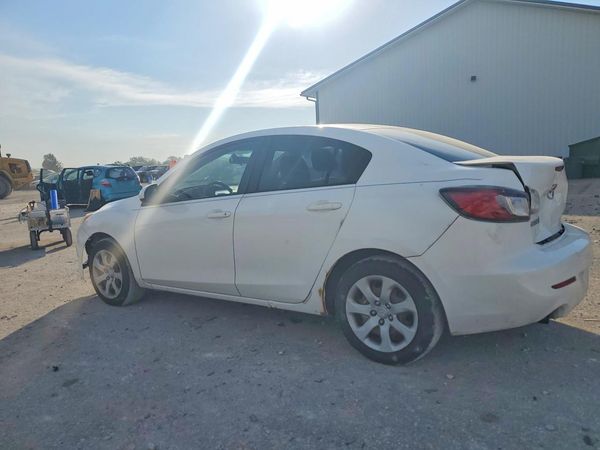 2013 MAZDA 3