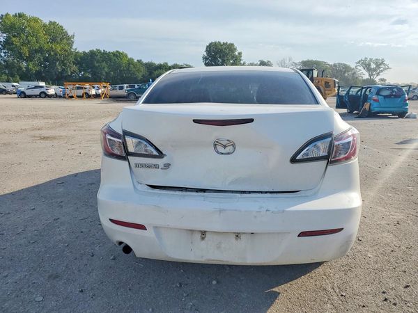 2013 MAZDA 3