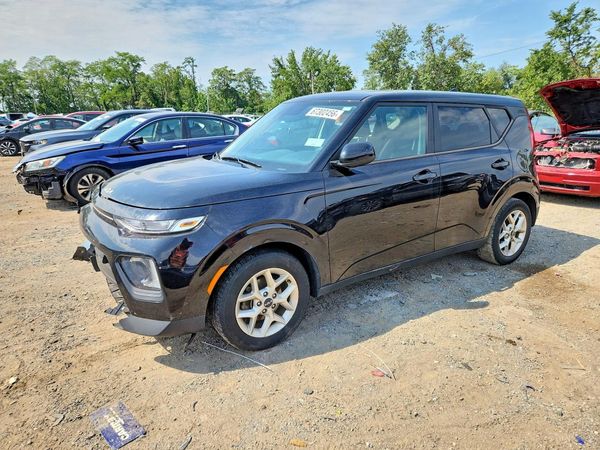 2022 KIA SOUL