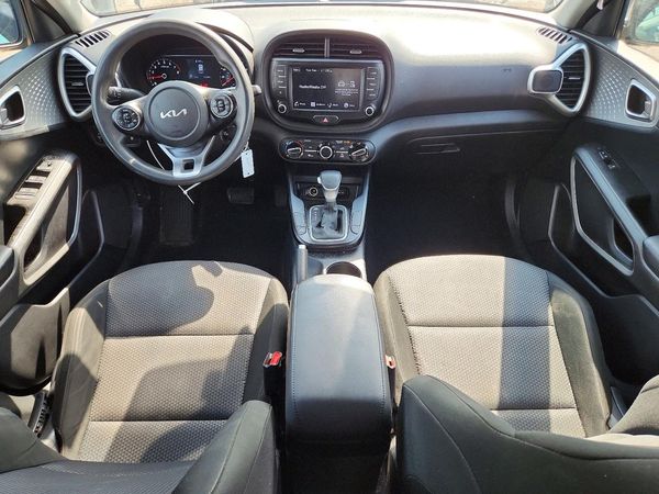 2022 KIA SOUL