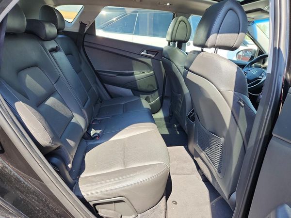 2018 HYUNDAI TUCSON