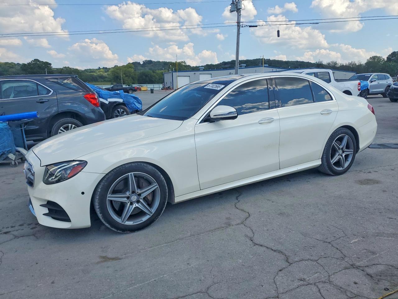 2017 MERCEDES-BENZ E E300