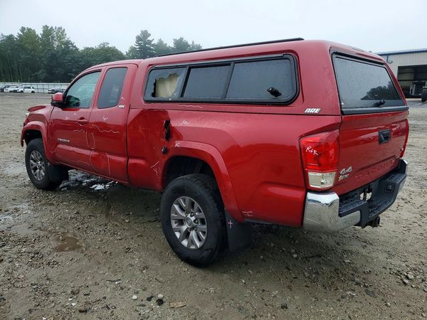 2016 TOYOTA TACOMA