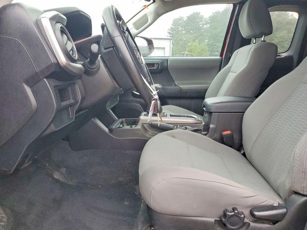 2016 TOYOTA TACOMA