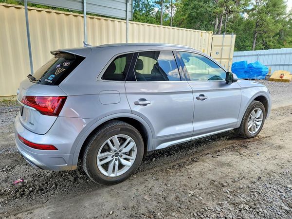 2022 AUDI Q5 S Line quattro Premium