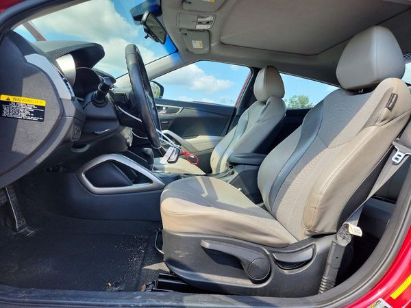 2012 HYUNDAI VELOSTER GLS(Middle grade)