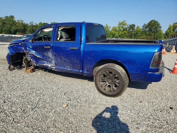 2015 RAM 1500 ST