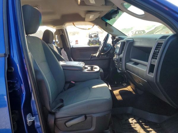 2015 RAM 1500 ST
