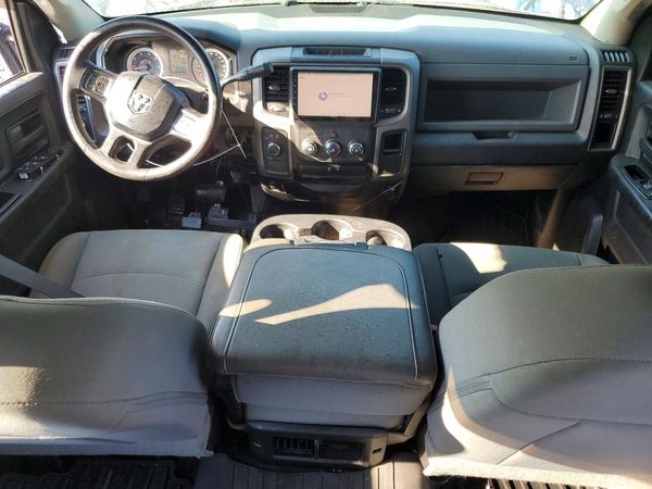 2015 RAM 1500 ST